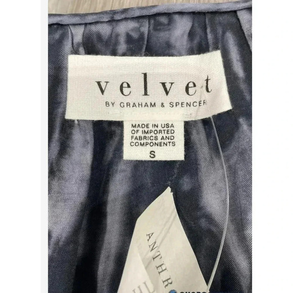 NWT Women's Navy and Blue Velvet‎ Anthropologie Blouse $150.0 - Picture 4 of 7